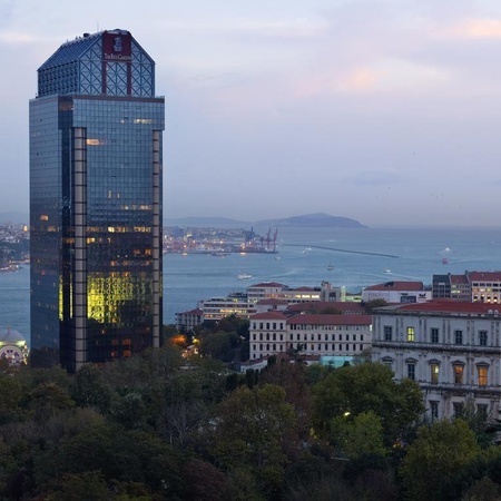 هتل ریتز کارلتون استانبول