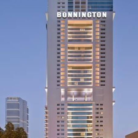 هتل بونینگتون لیکس تاورز جمیرا دبی