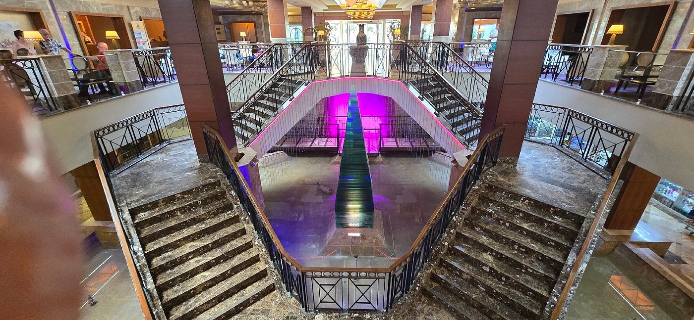 فضای داخلی و لابی هتل Fantasia De Luxe