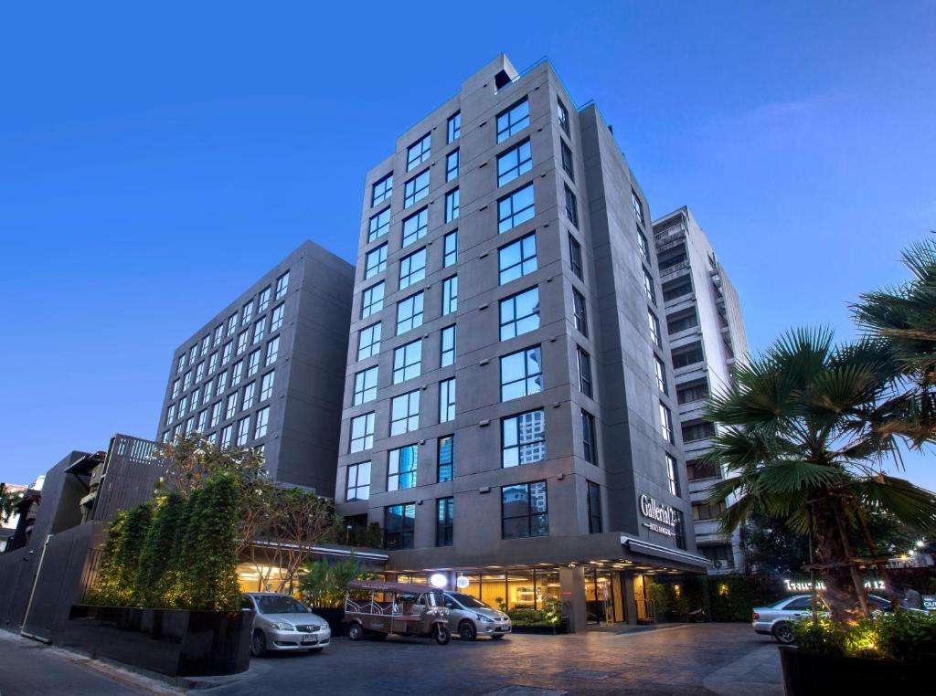 hotel-card