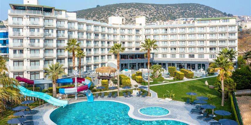 hotel-card