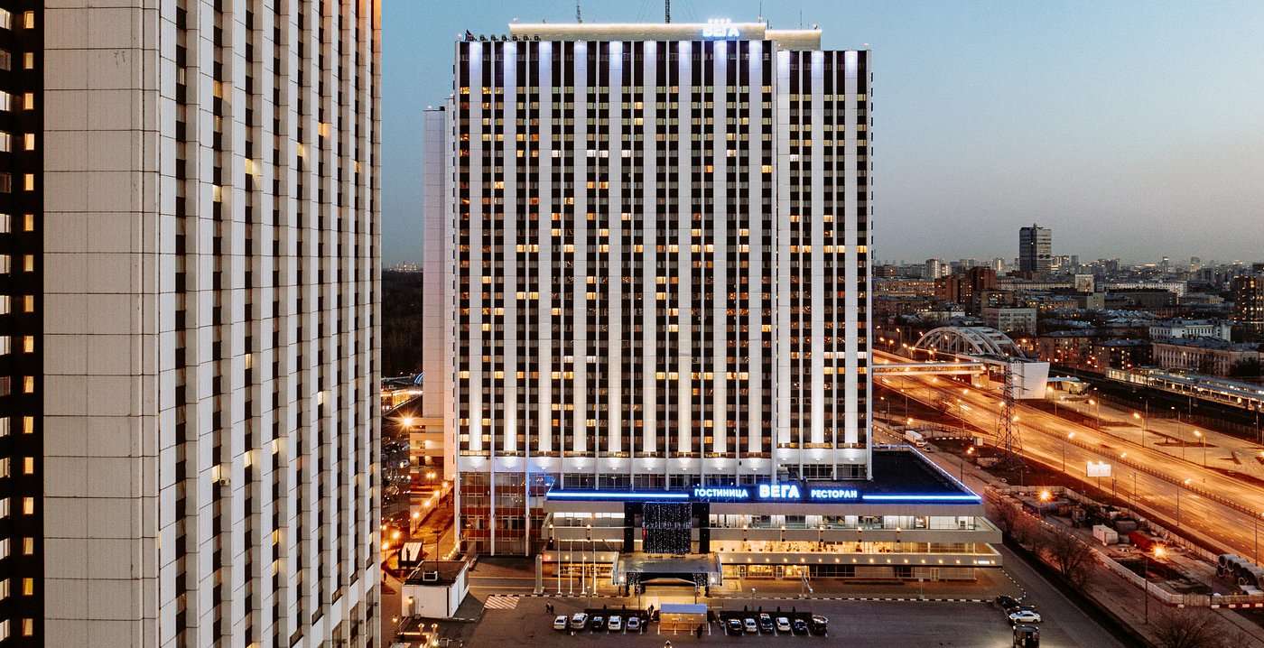 hotel-card