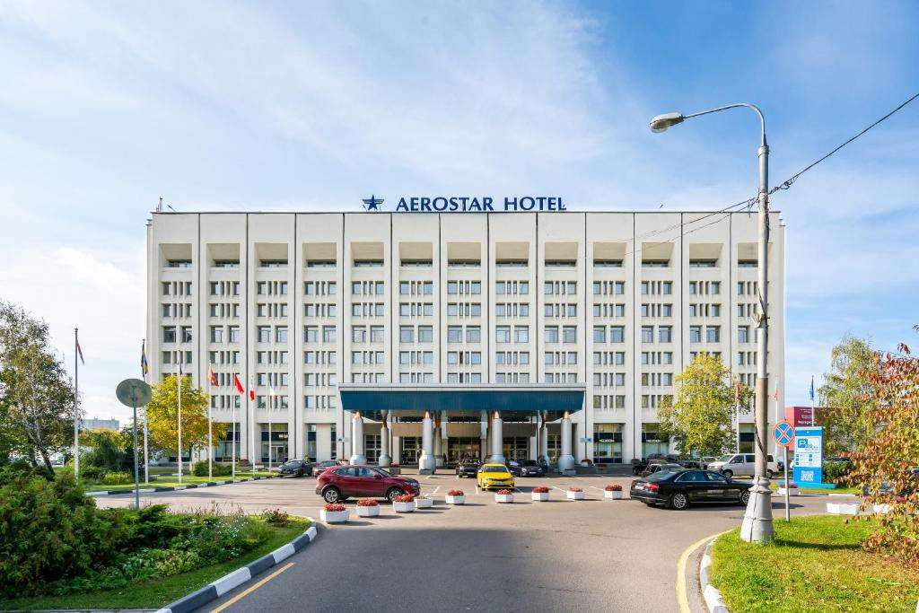 hotel-card