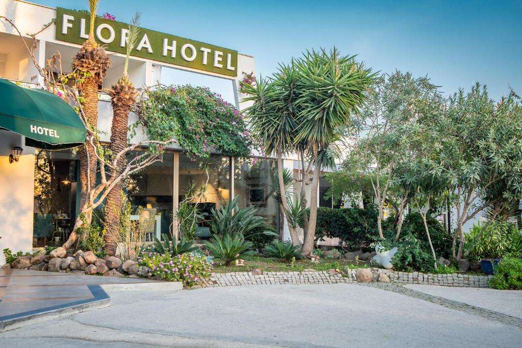 hotel-card