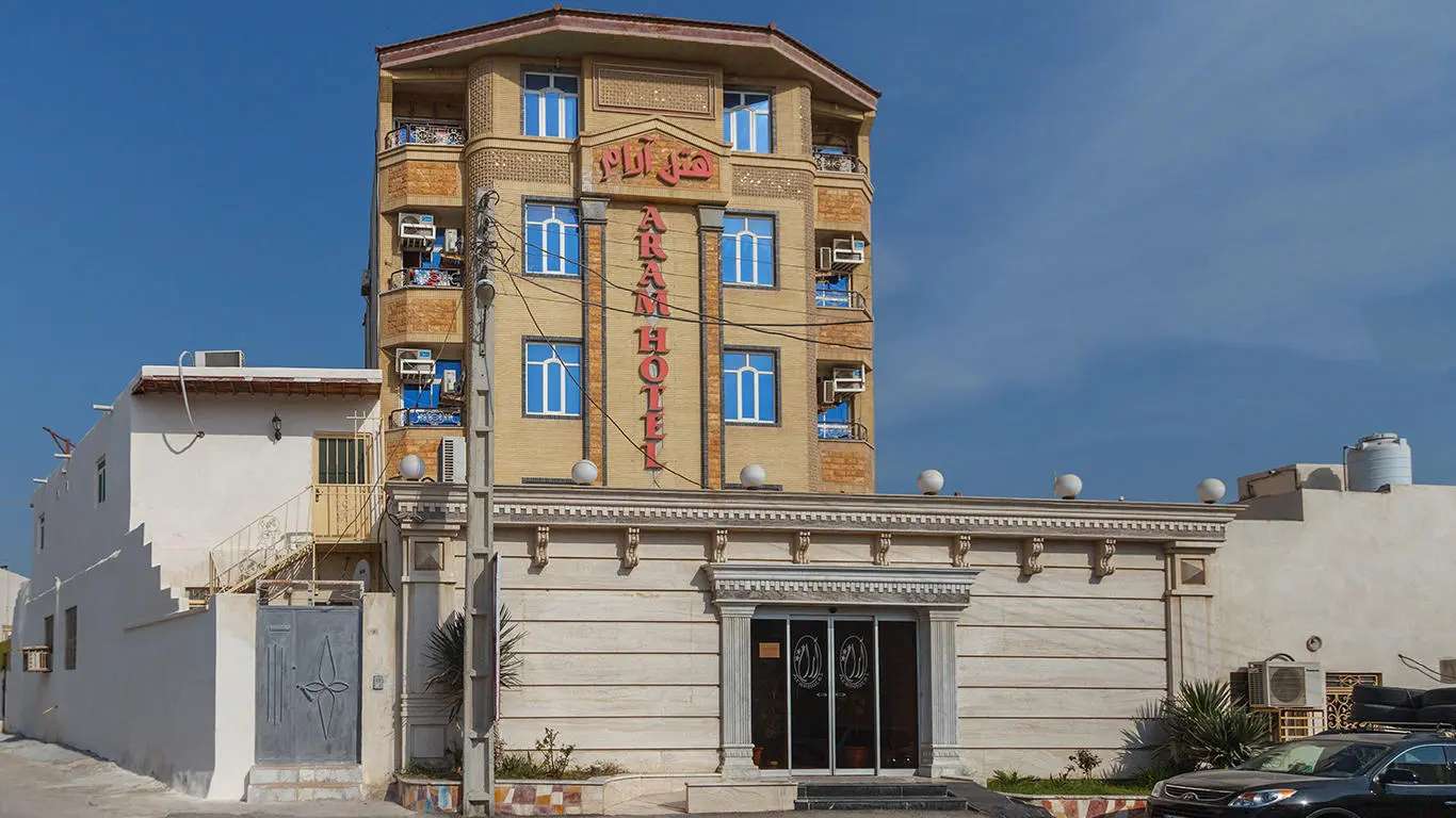 hotel-card