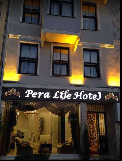 hotel-card