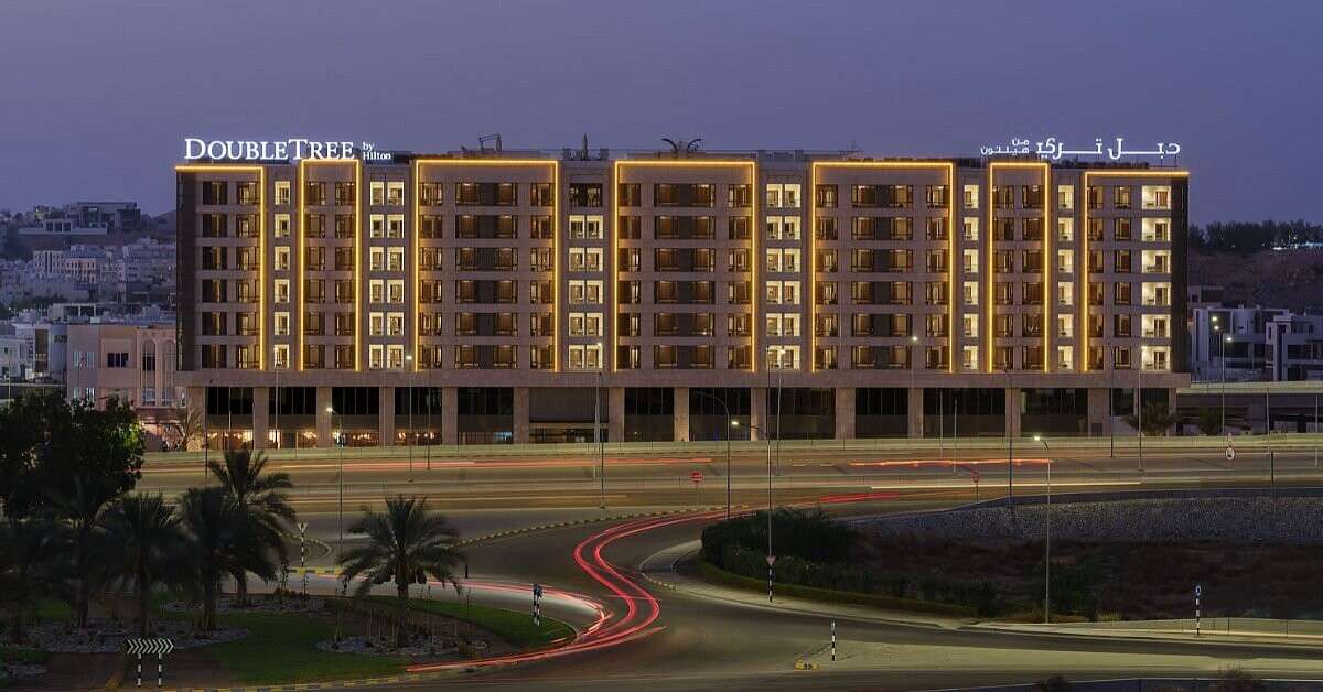 hotel-card
