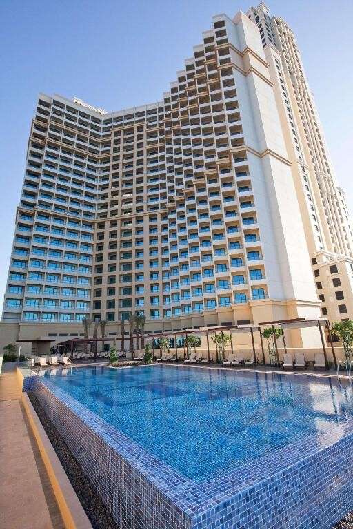 hotel-card