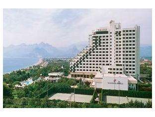 hotel-card