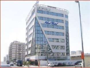 hotel-card