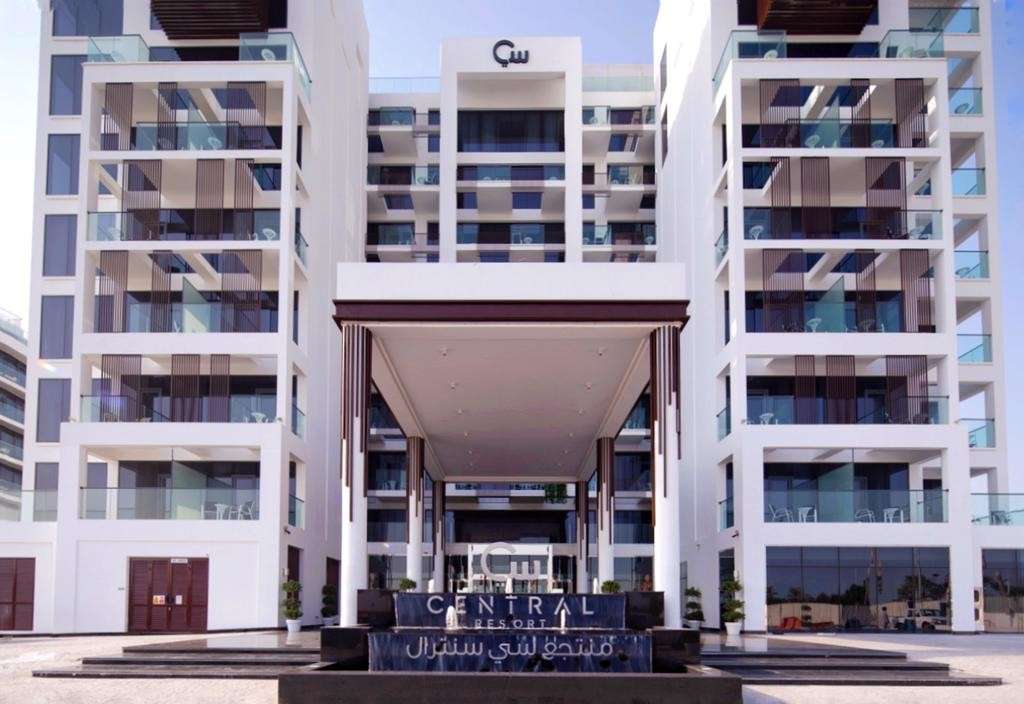 hotel-card
