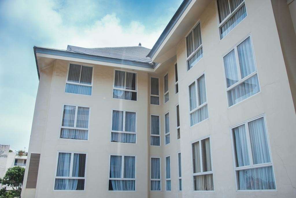 hotel-card