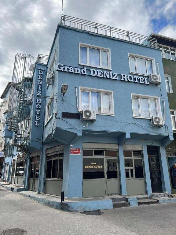 hotel-card