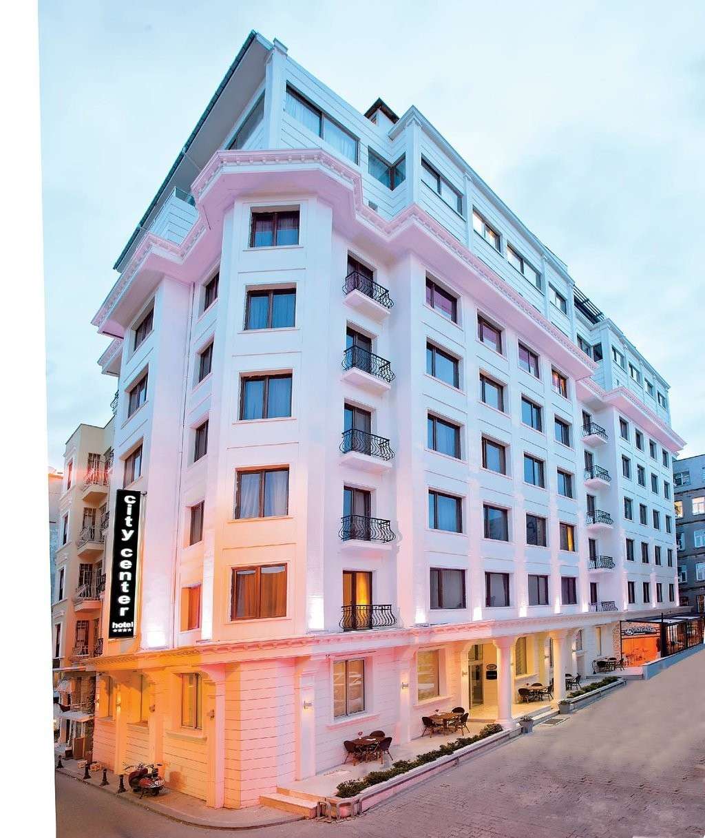 hotel-card