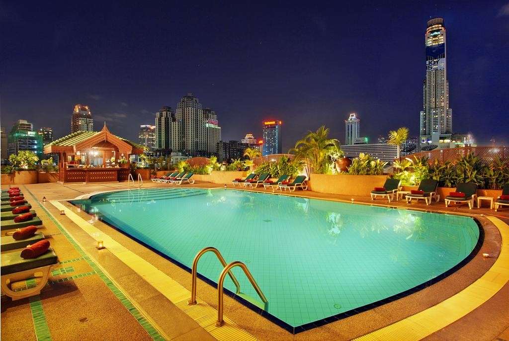hotel-card