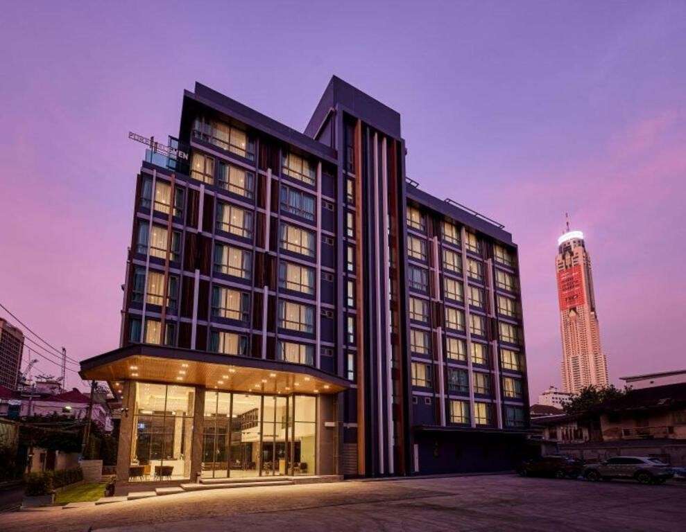 hotel-card