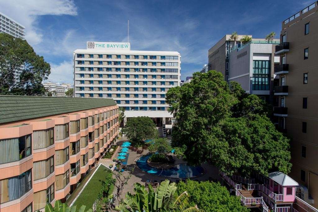 hotel-card