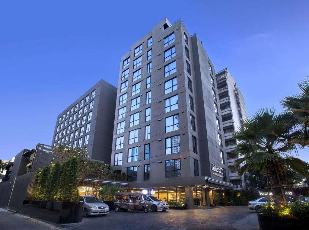 hotel-card