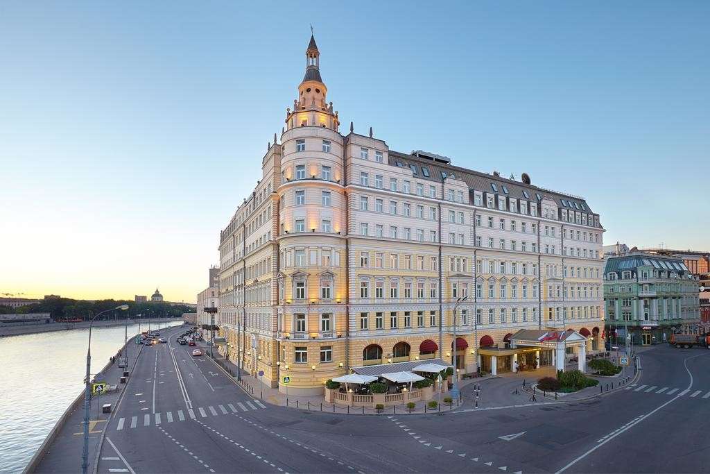 hotel