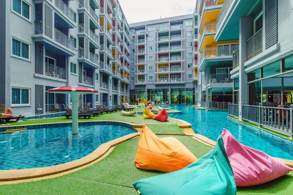 hotel-card