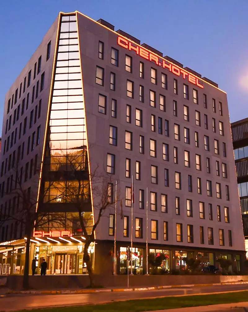 hotel-card