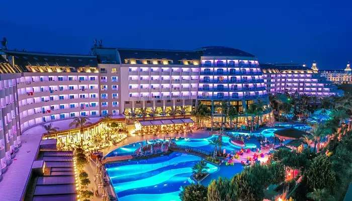 hotel-card
