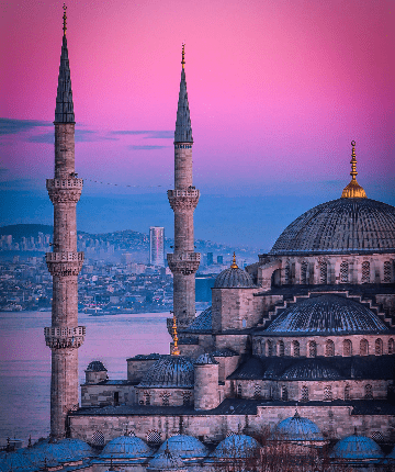 تور استانبول - قشم ایر - نوروز 1402